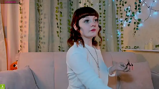 Ashley Nicks online show from 4, 4, 2026