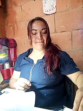 isis milove online show from 7, 3, 2026