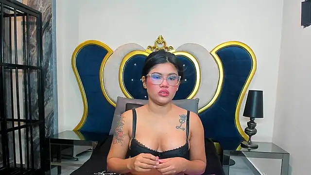 NovaMichel online show from 1, 12, 2025