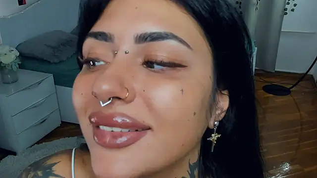 CharimgSabrina online show from 12, 10, 2025