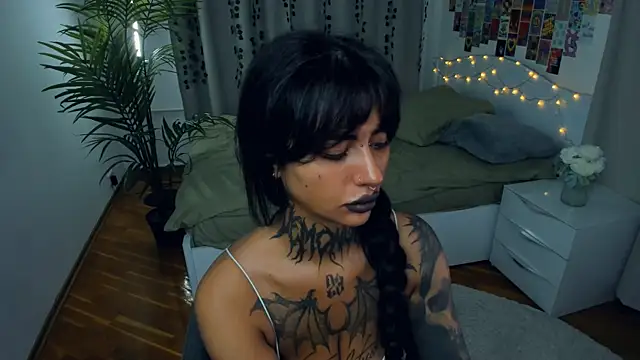 CharimgSabrina online show from 14, 11, 2025