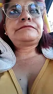 BiancaSteel online show from 10, 11, 2025