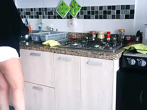 BiancaSteel online show from 10, 7, 2026
