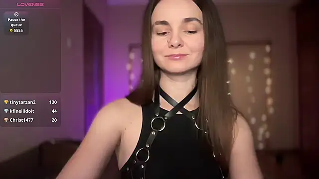 lanaloulou online show from 28, 10, 2025