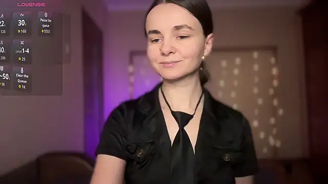 lanaloulou online show from 6, 10, 2025