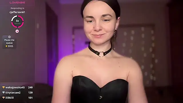 lanaloulou online show from 1, 11, 2025