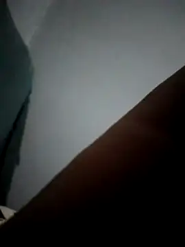 Snapshot of Sandra42 chatting on 3, 10, 2025 Sandra42 online show from 3, 10, 2025