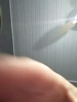 Snapshot of Sandra42 chatting on 18, 12, 2025 Sandra42 online show from 18, 12, 2025