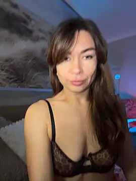 Mary Kiitty online show from 9, 4, 2026