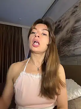 Snapshot of Mary_Kiitty chatting on 9, 6, 2026 Mary Kiitty online show from 9, 6, 2026