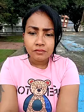 Ariana Rodriguez online show from 12, 10, 2025