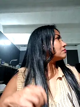 Ariana Rodriguez online show from 16, 10, 2025