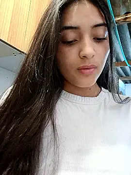 Snapshot of Valen_Person chatting on 19, 10, 2025 Valen Person online show from 19, 10, 2025