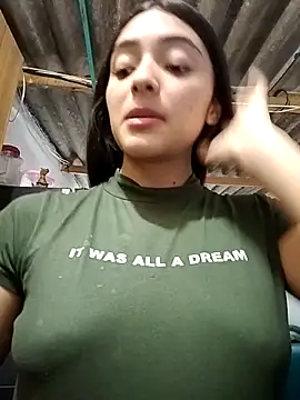 Snapshot of Valen_Person chatting on 11, 9, 2025 Valen Person online show from 11, 9, 2025