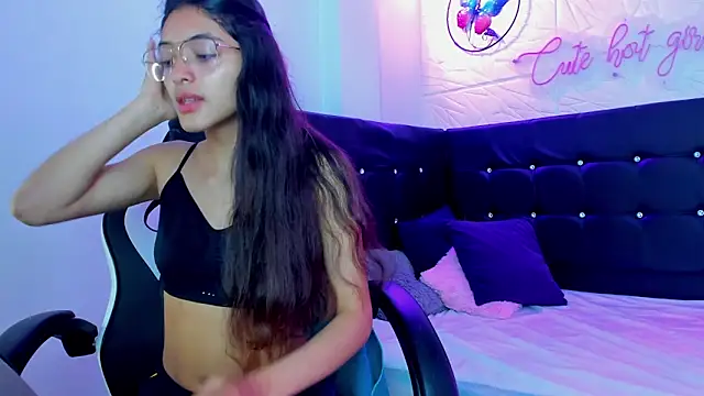 Snapshot of Valen_Person chatting on 17, 3, 2025 Valen Person online show from 17, 3, 2025