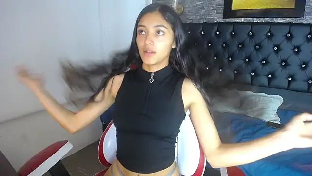 Snapshot of Valen_Person chatting on 7, 3, 2025 Valen Person online show from 7, 3, 2025