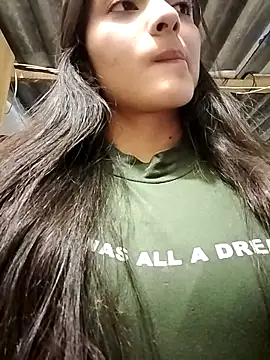 Snapshot of Valen_Person chatting on 10, 9, 2025 Valen Person online show from 10, 9, 2025