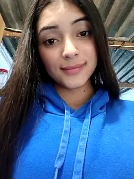 Snapshot of Valen_Person chatting on 4, 10, 2025 Valen Person online show from 4, 10, 2025