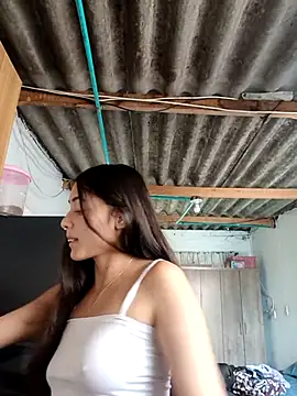 Snapshot of Valen_Person chatting on 1, 11, 2025 Valen Person online show from 1, 11, 2025