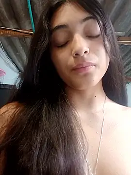 Snapshot of Valen_Person chatting on 13, 11, 2025 Valen Person online show from 13, 11, 2025