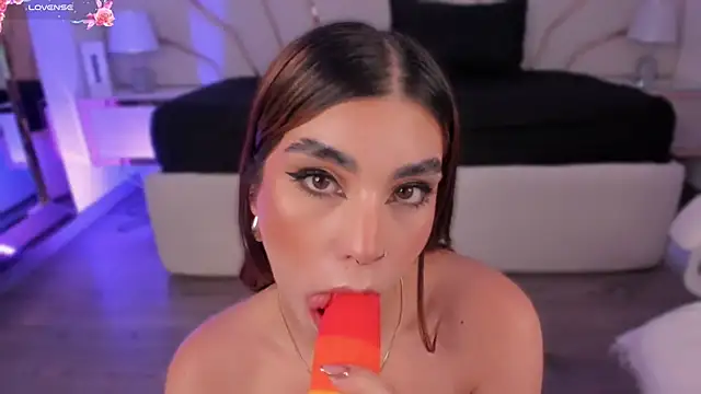 Violeta-Marquez online show from 13, 3, 2025