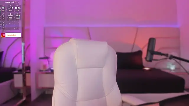 Violeta-Marquez online show from 23, 9, 2025