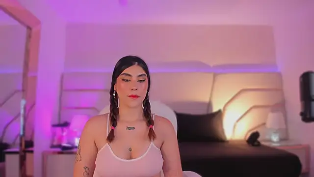 Violeta-Marquez online show from 29, 9, 2025