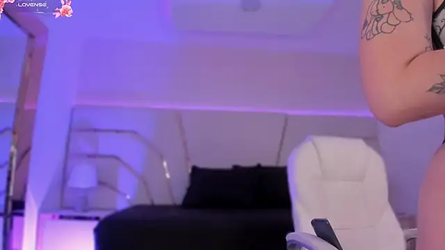 Violeta-Marquez online show from 14, 3, 2025