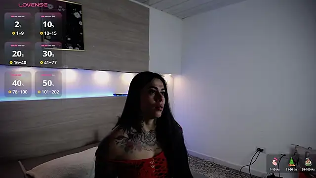 Cristal Velle online show from 6, 10, 2025