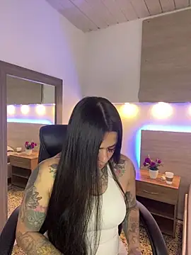 Cristal Velle online show from 12, 9, 2025