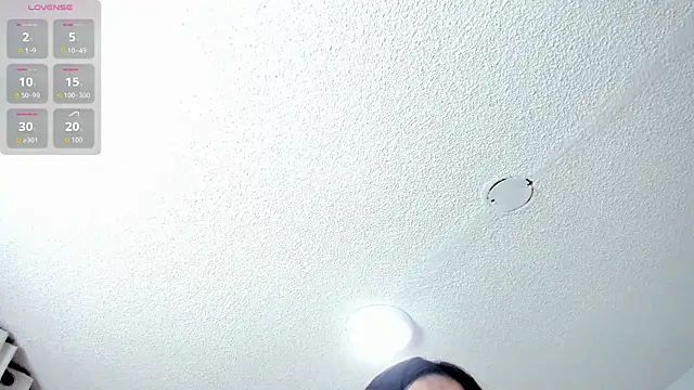 Cristal Velle online show from 10, 2, 2026