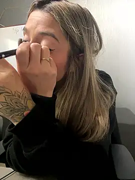 Isabella Varella online show from 9, 1, 2026