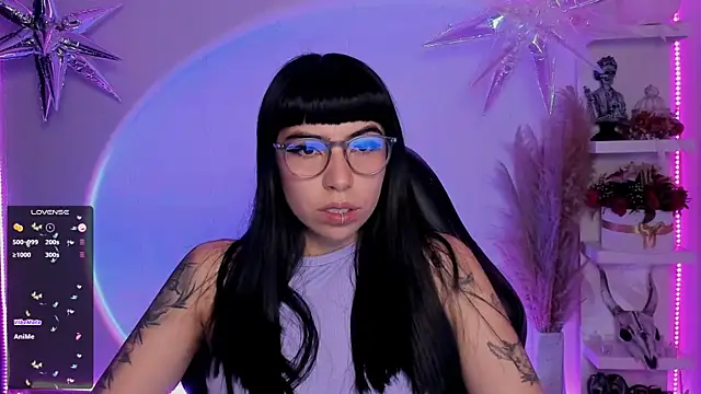 Saraa Desiree online show from 17, 3, 2025