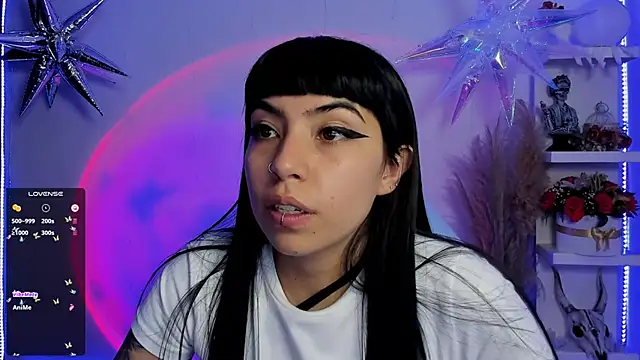 Saraa Desiree online show from 11, 3, 2025