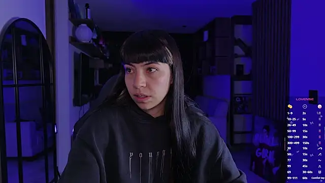 Saraa Desiree online show from 16, 4, 2026