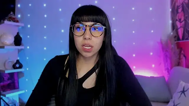 Saraa Desiree online show from 23, 10, 2025