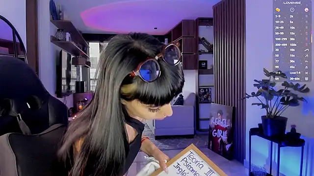 Saraa Desiree online show from 10, 2, 2026