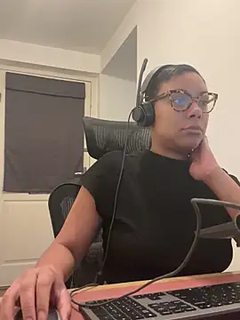 Melia Rayne online show from 7, 1, 2026