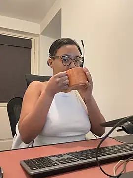 Melia Rayne online show from 12, 3, 2026