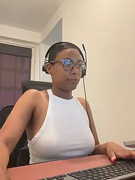 Melia Rayne online show from 26, 5, 2026