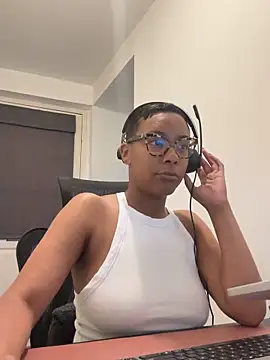 Melia Rayne online show from 6, 5, 2026