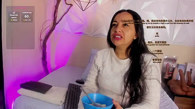 Snapshot of Chanel_milff_ chatting on 15, 4, 2026 Chanel milff online show from 15, 4, 2026