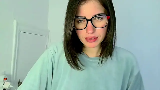 neferutt online show from 7, 11, 2025