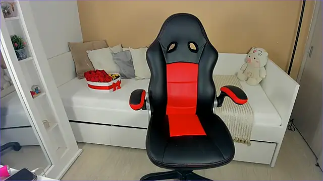 ValentinaMilann online show from 22, 9, 2025