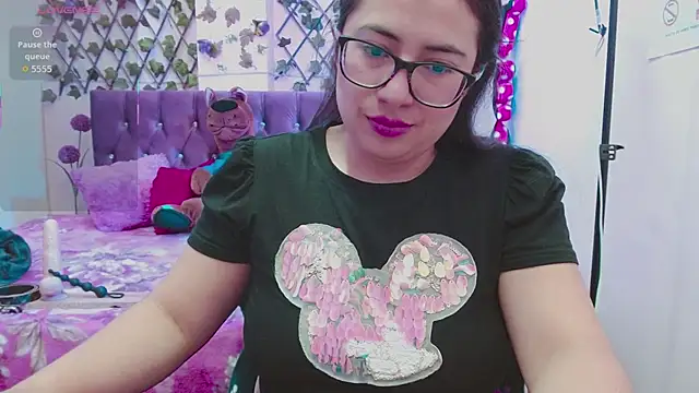 Anny  cute online show from 1, 10, 2025