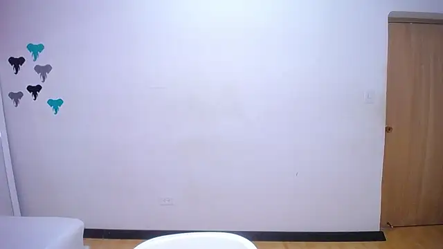 tiny sarah1 online show from 22, 3, 2025