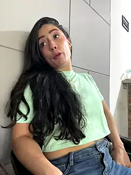 isabella winkler online show from 22, 12, 2025