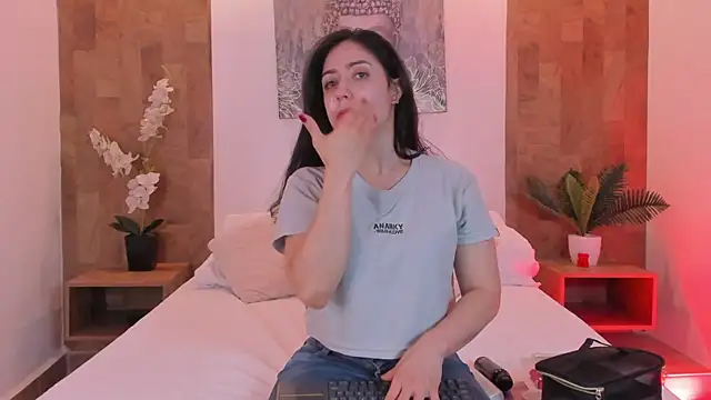 isabella winkler online show from 6, 7, 2026