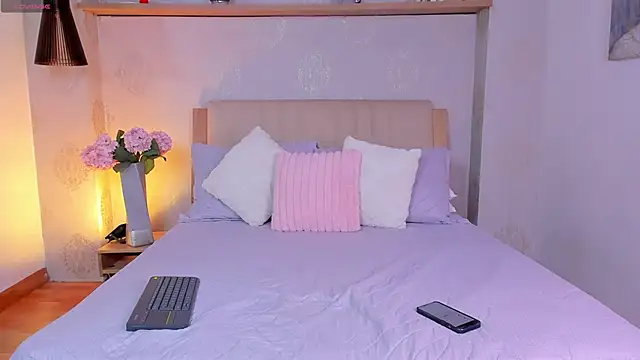 isabella winkler online show from 27, 9, 2025