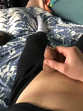 Snapshot of oneoay chatting on 7, 3, 2025 oneoay online show from 7, 3, 2025